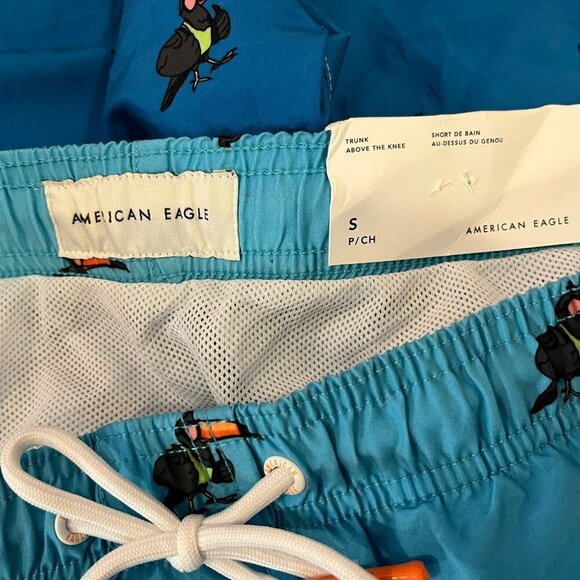 American Eagle Men's Toucan Tropical Swim Shorts - Size Small - NWT - Picture 3 of 4